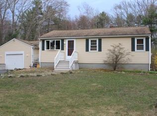 12 Seabrook Rd, Salisbury, MA 01952