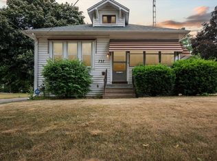 737 N State St, Jackson, MI 49202