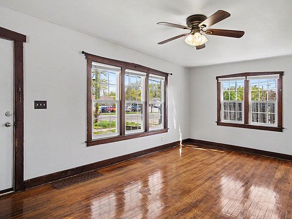 3rd image of 1219 Ball Ave NE