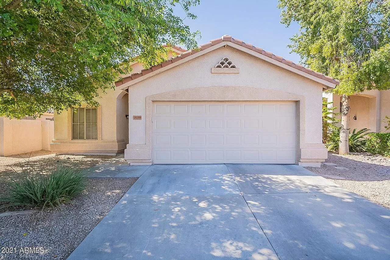 7035 W Phelps Rd — Photo 3