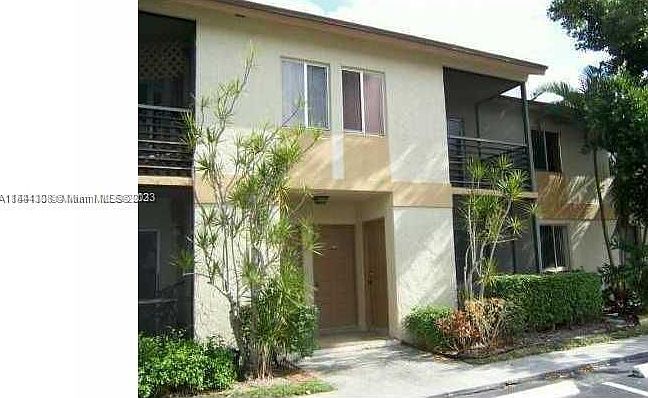 1st image of 506 Gardens Dr APT 102