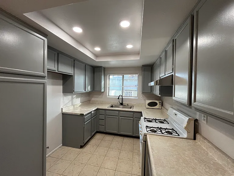 5443 Huron Ct — Photo 3