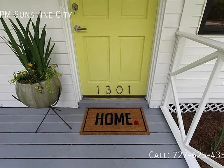 1301 E Cayuga St — Photo 5