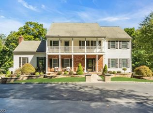 69 Old Mountain Rd, Lebanon, NJ 08833
