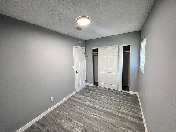 3rd image of 12633 S Figueroa St APT 20