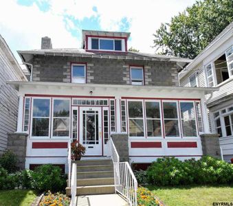 18 Besch Ave, Albany, NY, 12209