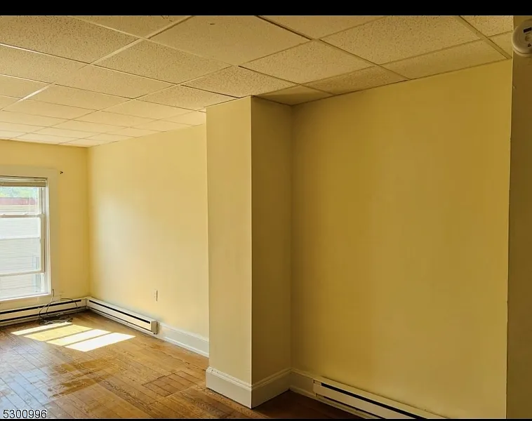 1 bed, 1.0 bath, $1,200 — Photo 2