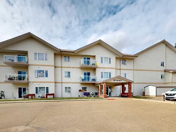 5402 S 50th Ave #303, Stettler, AB T4K 0A2