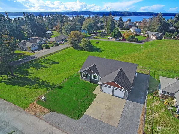 778 Commodore Lane, Camano Island, WA 98282