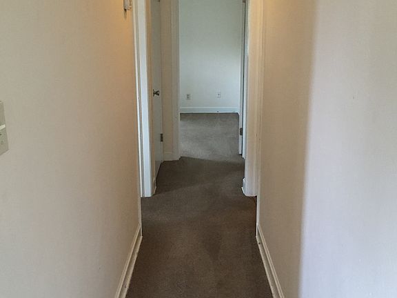 4th image of 3209 Marne Ave