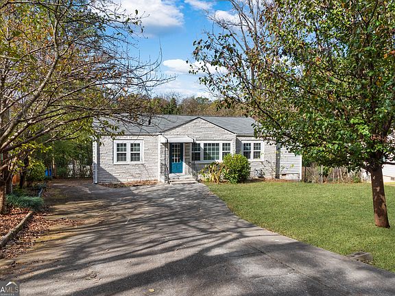 2nd image of 1086 Briar Vista Ter NE