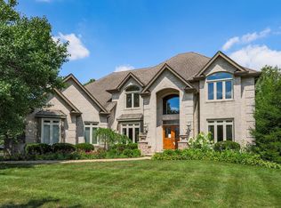 3639 White Eagle Dr, Naperville, IL