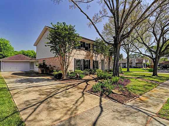 4th image of 15027 Seahorse Dr