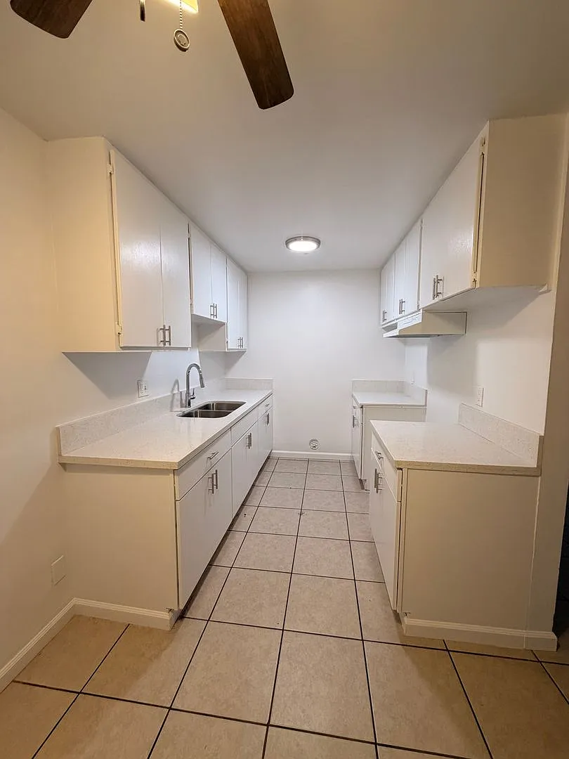 9035 Orion Avenue (9667) — Photo 3