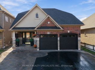 935 Barbados St, Oshawa, ON L1J 0A6
