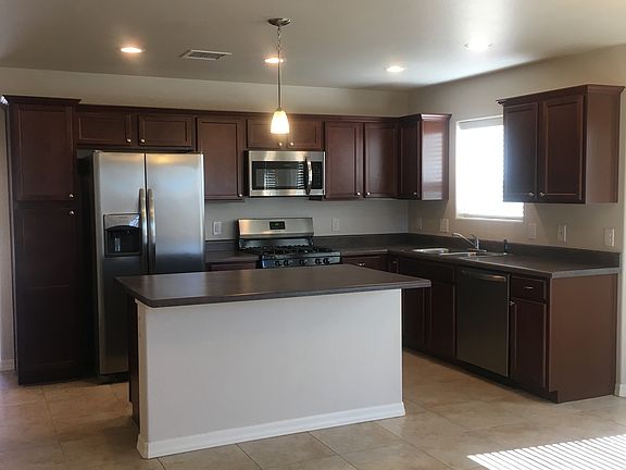 3rd image of 6084 N Buckboard Dr APT 2