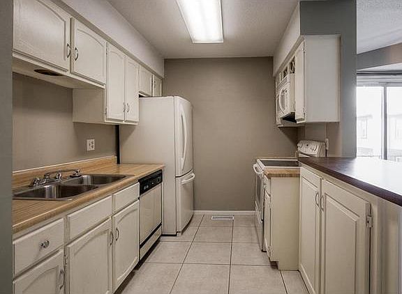 5th image of 9618 Perry Ln APT B