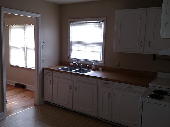 Kitchen prior to new countertops/backsplash