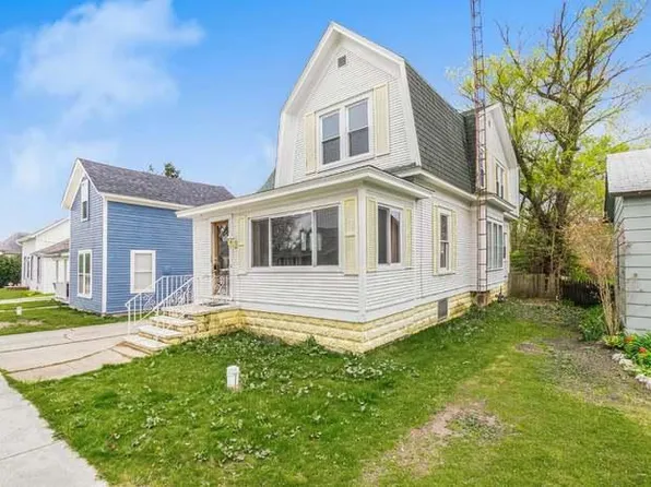 110 N Thompson St, Hanna, IN 46340