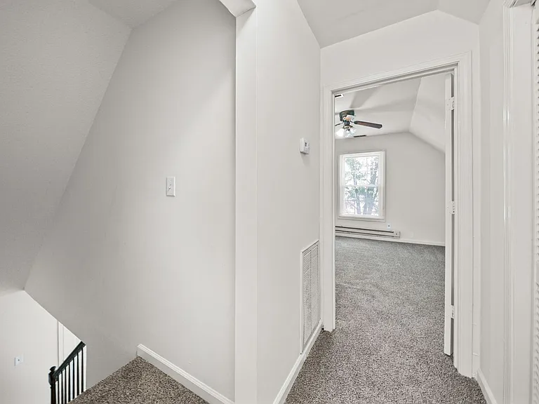397 Elaine Dr — Photo 19