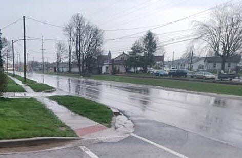 4th image of 201 S Grand Ave