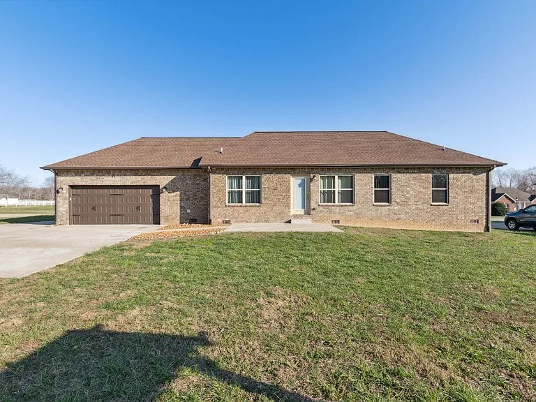 1419 Leaf Ln — Photo 36