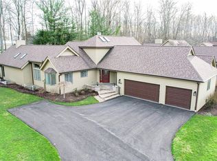4928 Summerwind Dr, Medina, OH