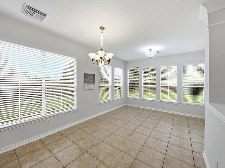 5531 Cranston Ct — Photo 6