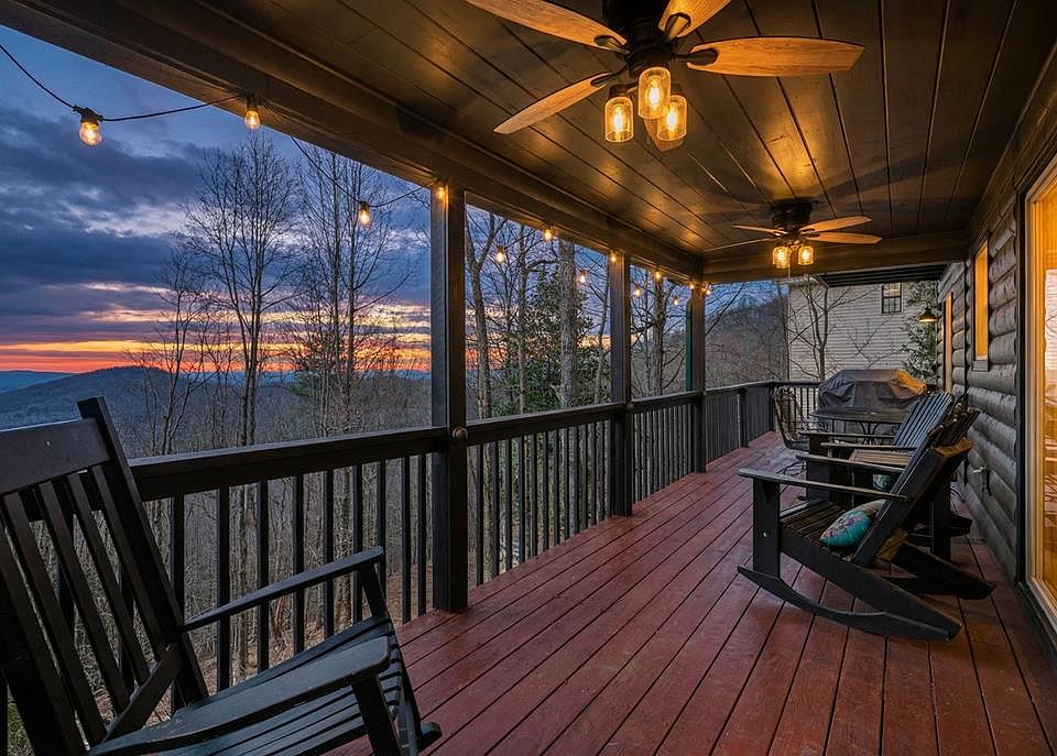 1st image of 170 Walnut Rdg