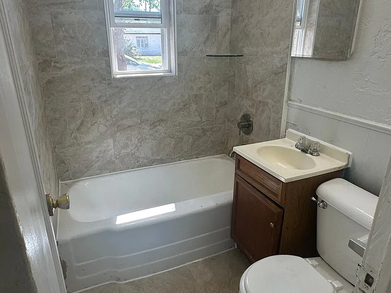 3713 Mallard Dr — Photo 10