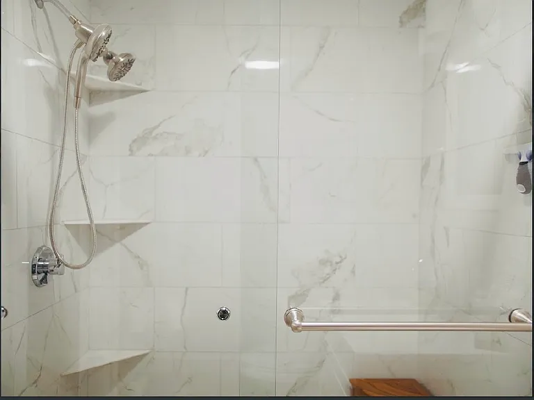 19 Hazelton St #1 — Photo 9