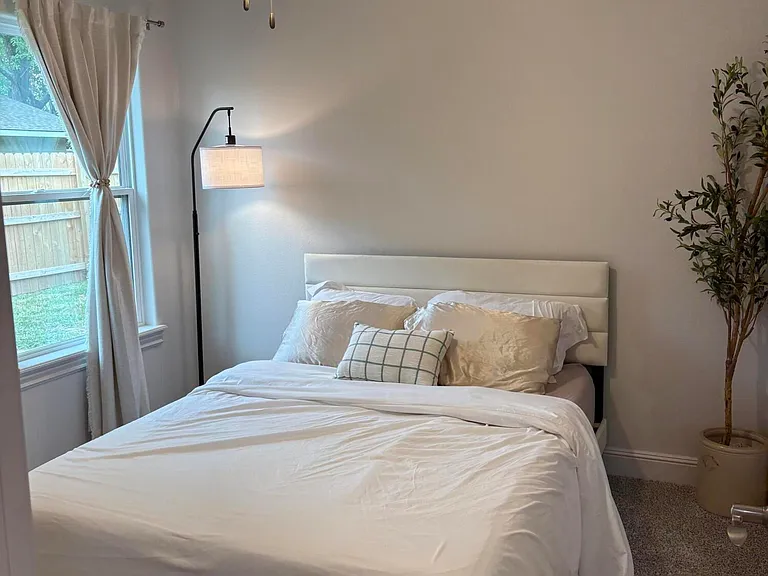 503 Rose Ave — Photo 12