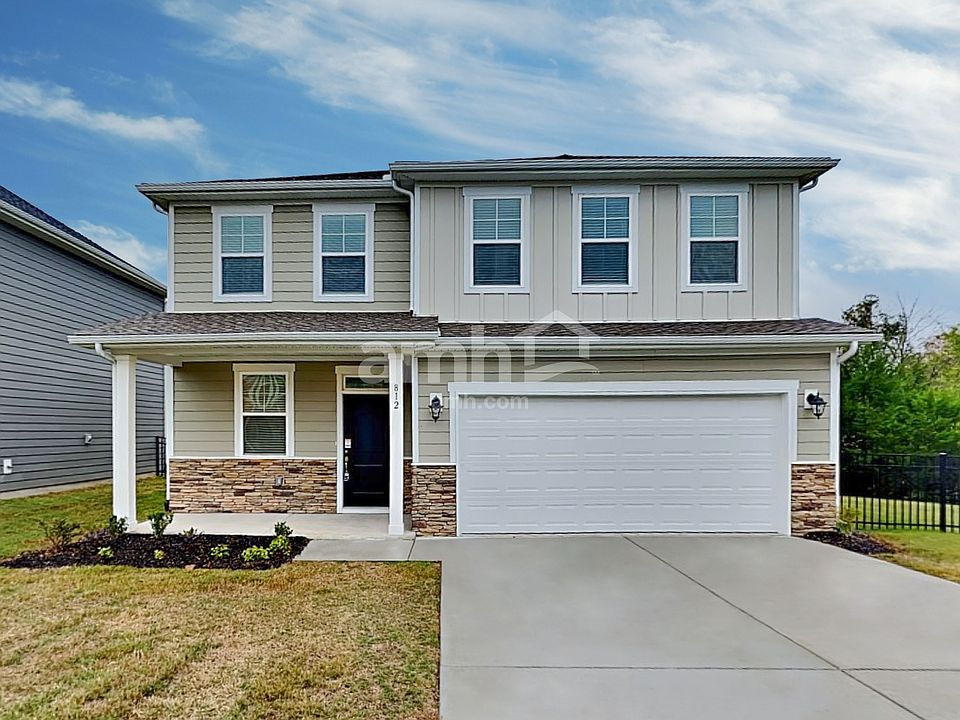 1st image of 812 Mary Beth Ct