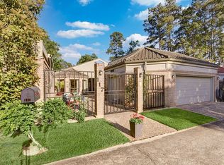 117 Hallmark Dr, Conroe, TX 77304