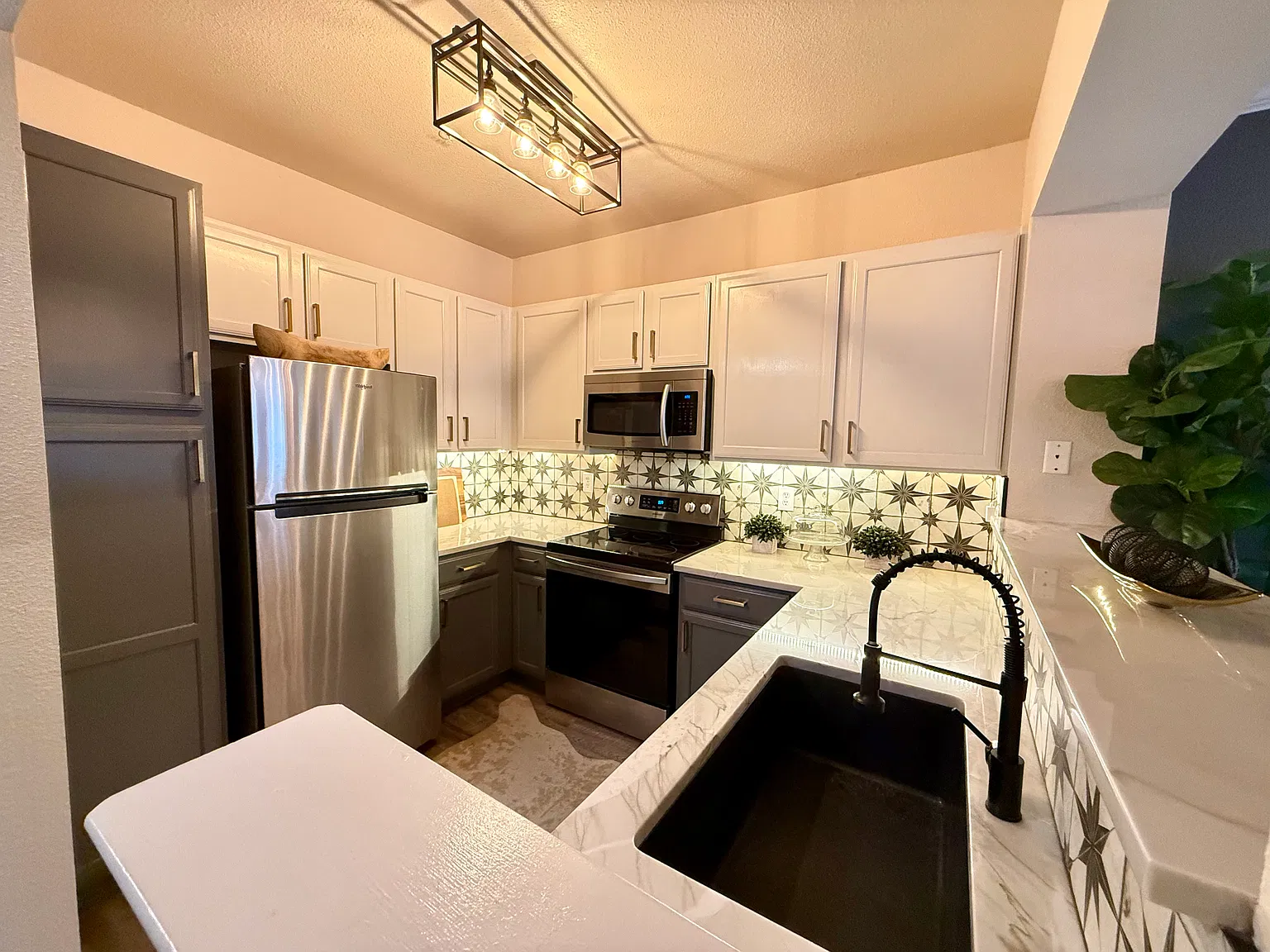 1 bed, 763 sqft, $1,600 — Photo 3