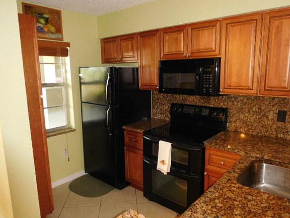 4th image of 2236 N Cypress Bend Dr APT 108