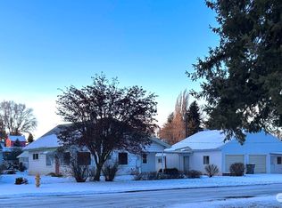 5 N 5th St, Almira, WA 99103