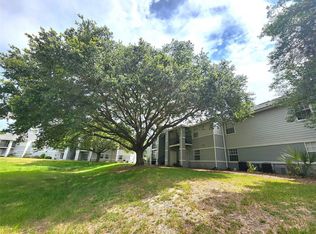 3705 SW 27th St APT 716, Gainesville, FL 32608