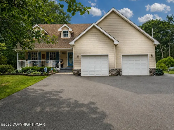 215 Maple Ridge Dr, Lords Valley, PA 18428