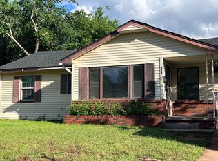 928 N Locust Ln, Oklahoma City, OK 73110