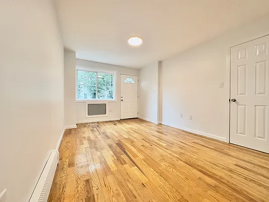 Rented by Compass | media 8