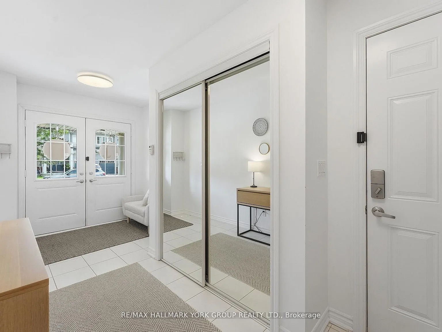 2 bed, $2,900 — Photo 4