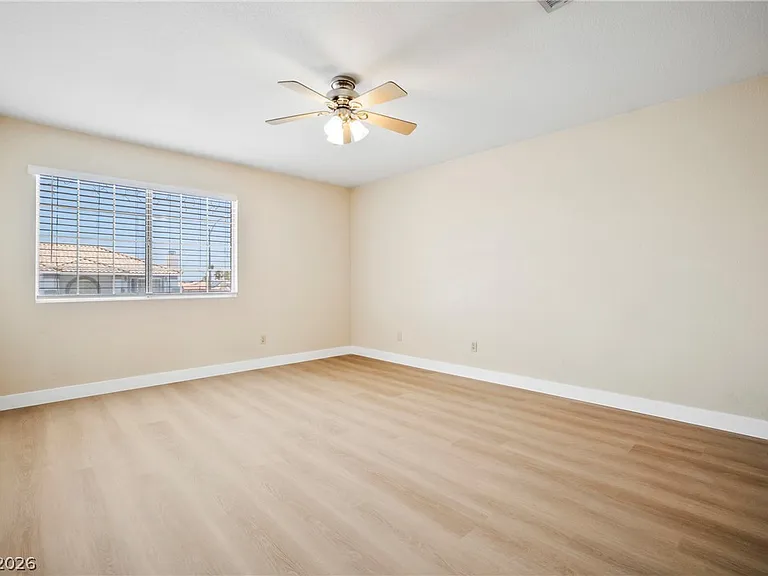 3775 Emerald Bay Cir — Photo 26