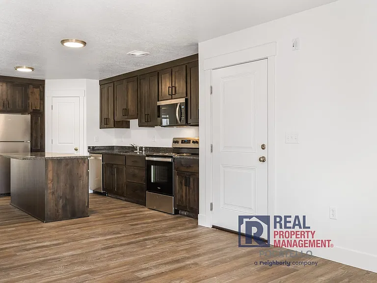 110 W Siphon Rd #BLD-3 — Photo 7