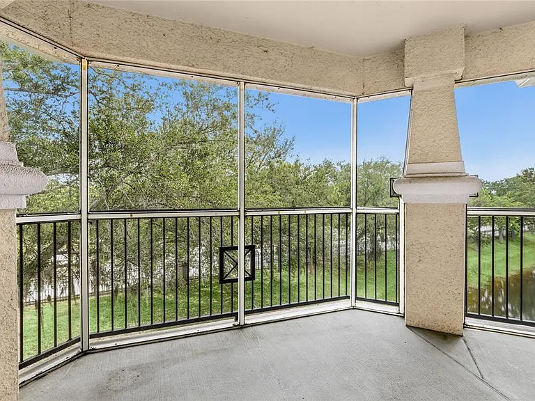 5122 Northridge Rd #307 — Photo 27