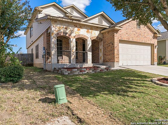 3rd image of 124 Town Creek Way