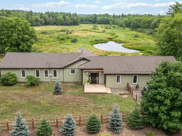 8710 Highway 8, South Brookfield, NS B0T 1B0