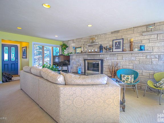 5th image of 2553 Scenic Dr