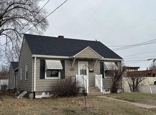 1930 31st St #A, Moline, IL