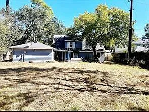 17715 Loring Ln — Photo 11
